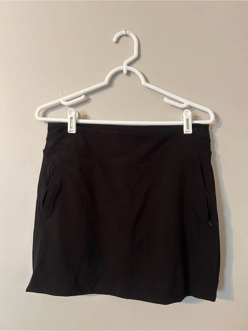 Black Athletic Skort with Zippered Pockets